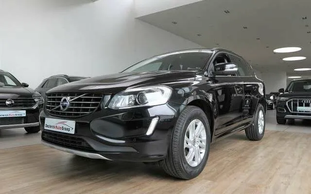 Volvo XC60 D3 150PK AUTOMAAT*MOMENTUM*VELE OPTIES*TOPWAGEN ! Image 2