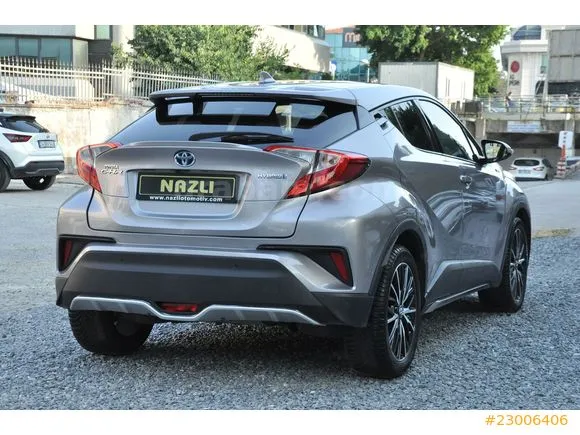 Toyota C-HR 1.8 Hybrid Dynamic Image 4